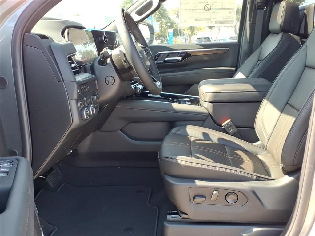 New 2026 Chevrolet Tahoe High Country AWD/4WD image 17