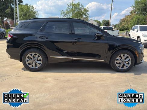 Used 2025 Kia Sportage SX FWD image 2