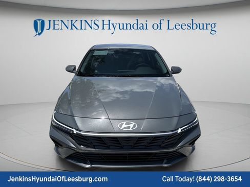New 2026 Hyundai Elantra Hybrid FWD image 12