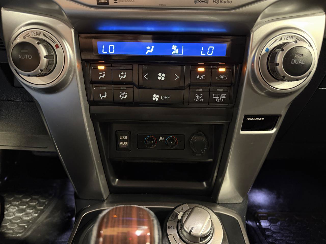 Used 2017 Toyota 4Runner Limited AWD/4WD image 18