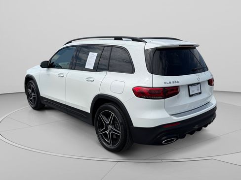 Certified 2023 Mercedes-Benz GLB 250 4MATIC image 3