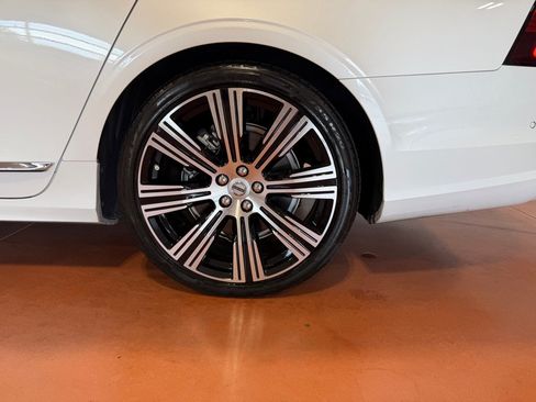 Used 2023 Volvo S90 B6 Plus w/ Protection Package AWD/4WD image 14