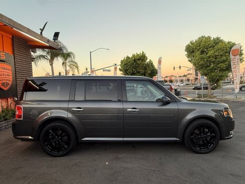 Used 2019 Ford Flex SEL w/ Equipment Group 202A FWD image 12