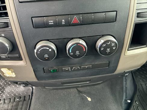 Used 2011 RAM 1500 ST w/ ST Popular Equipment Group AWD/4WD image 20