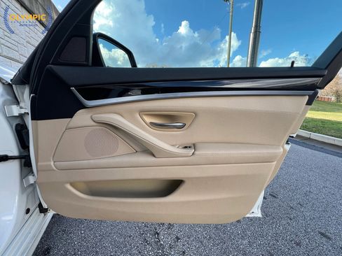 Used 2015 BMW 528i xDrive Sedan image 41