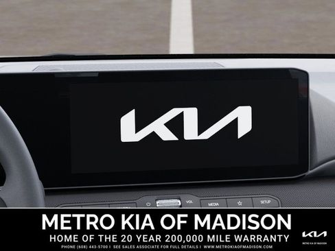 New 2025 Kia K4 LXS image 20