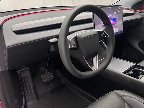 Used 2026 Tesla Model Y AWD image 11