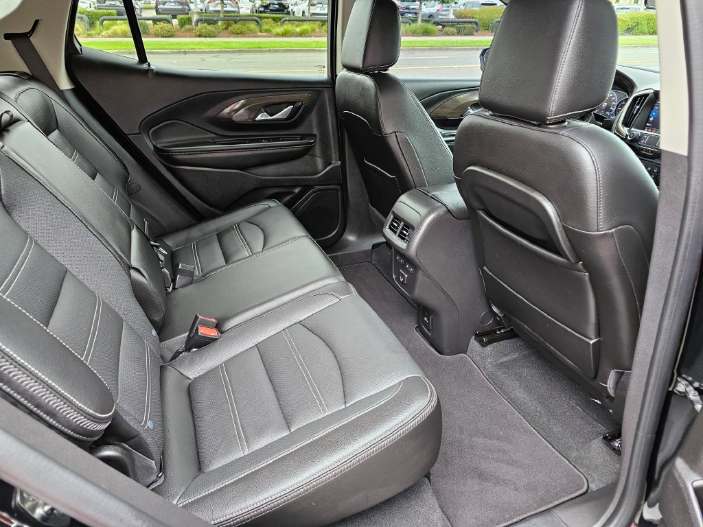 Used 2024 GMC Terrain Denali w/ Black Diamond Edition AWD/4WD image 15