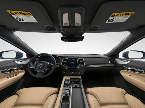 Certified 2023 Volvo XC90 T8 Ultimate w/ Lounge Package AWD/4WD image 12