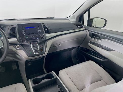Used 2018 Honda Odyssey LX image 22