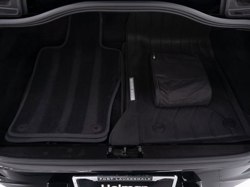 Used 2025 Aston Martin DB12 Coupe image 38