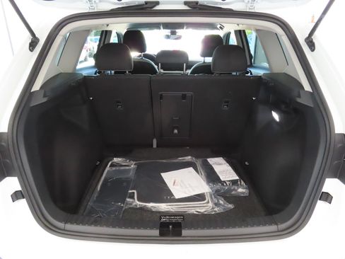 Used 2026 Volkswagen Taos S FWD image 21
