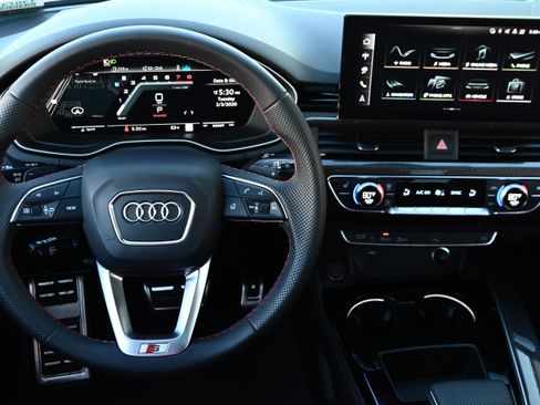 Used 2024 Audi S5 Premium Plus image 12