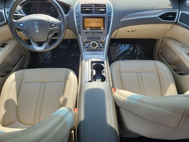 Used 2019 Lincoln MKZ Premiere FWD image 13