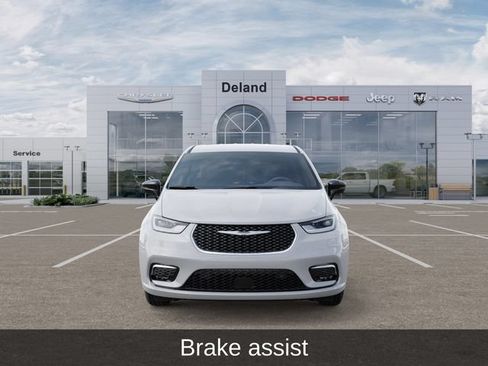 New 2026 Chrysler Pacifica Select FWD image 7