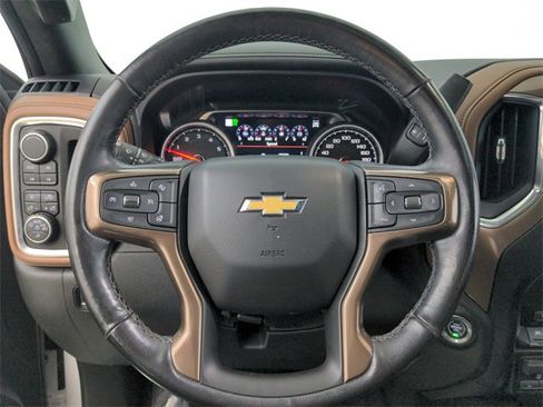 Used 2019 Chevrolet Silverado 1500 High Country image 30