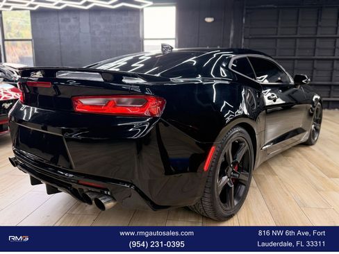 Used 2018 Chevrolet Camaro SS image 7