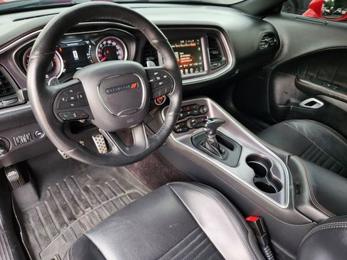 Used 2016 Dodge Challenger R/T Scat Pack RWD image 31
