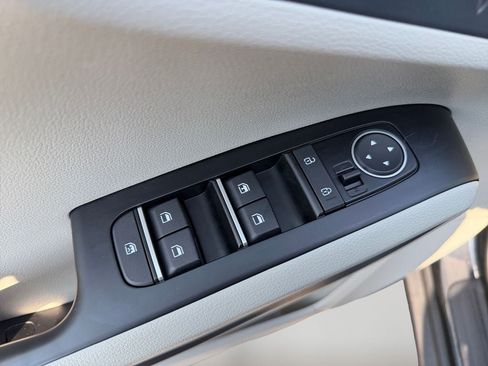 Used 2024 Kia Soul EX FWD image 21