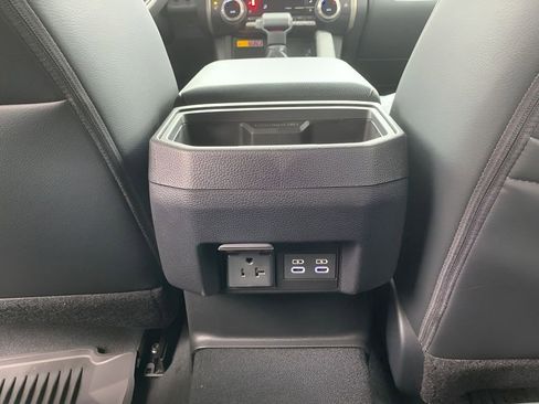 New 2025 Toyota Tacoma TRD Off-Road AWD/4WD image 13