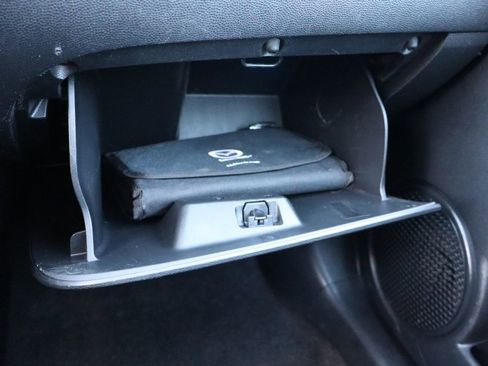 Used 2012 MAZDA MAZDA2 Touring image 37