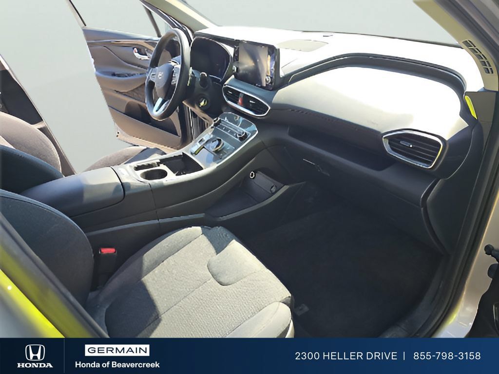 Used 2022 Hyundai Santa Fe SE AWD/4WD image 7
