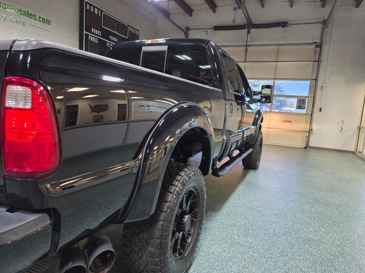 Used 2016 Ford F250 Lariat w/ Lariat Ultimate Package AWD/4WD image 8