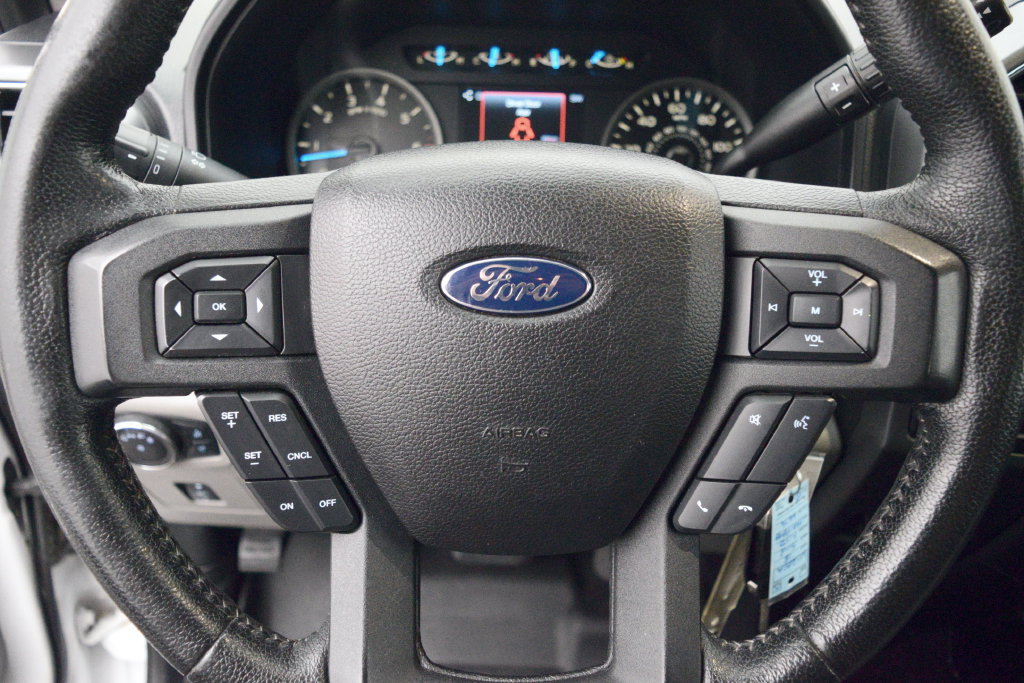 Used 2015 Ford F150 XLT w/ Equipment Group 302A Luxury AWD/4WD image 27