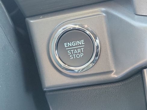 New 2025 Ford F150 XLT w/ Equipment Group 303A High image 19