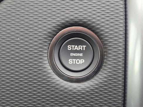 New 2026 Land Rover Discovery Dynamic SE image 20