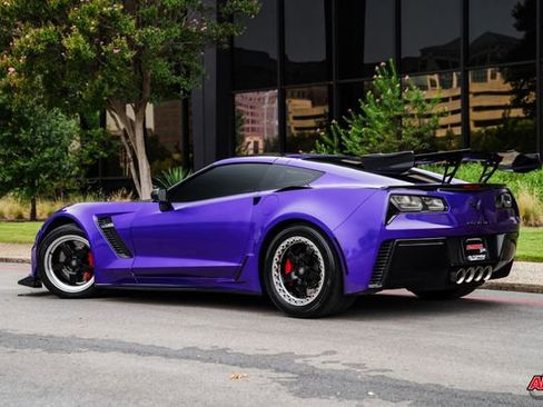 Used 2017 Chevrolet Corvette Z06 image 5
