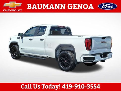 Used 2023 GMC Sierra 1500 Pro w/ Graphite Edition AWD/4WD image 3
