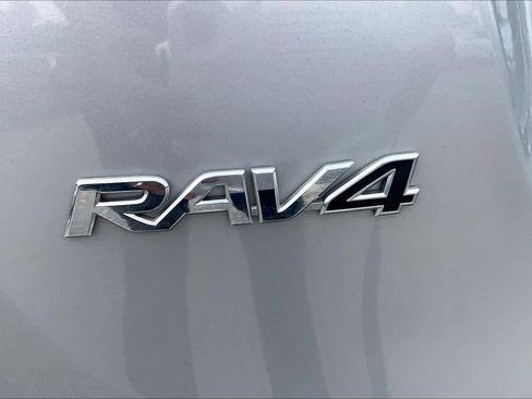 Used 2016 Toyota RAV4 Limited AWD/4WD image 9
