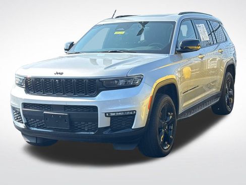 Used 2024 Jeep Grand Cherokee L Limited w/ Luxury Tech Group II AWD/4WD image 6