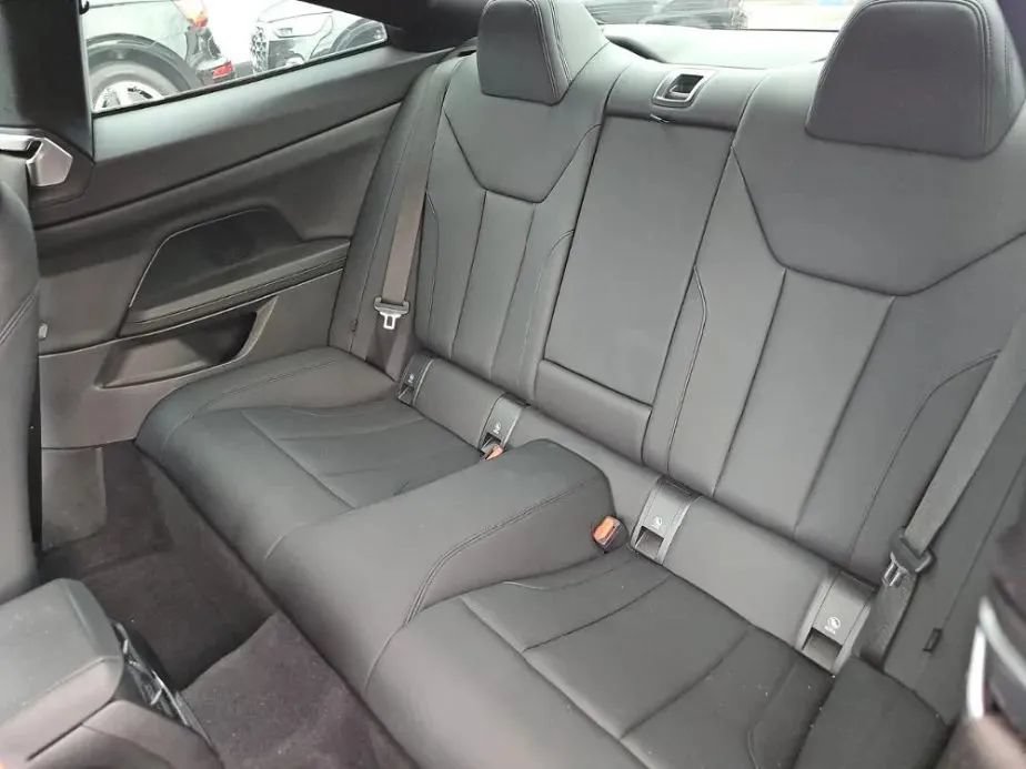 Used 2021 BMW 430i Coupe w/ M Sport Package RWD image 11