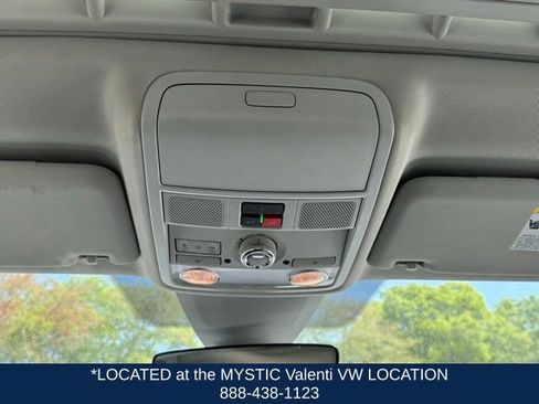 Certified 2022 Volkswagen Passat 2.0T SE FWD image 18
