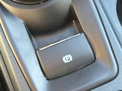 Used 2024 Ford Maverick Lariat w/ 4K Tow Package image 29