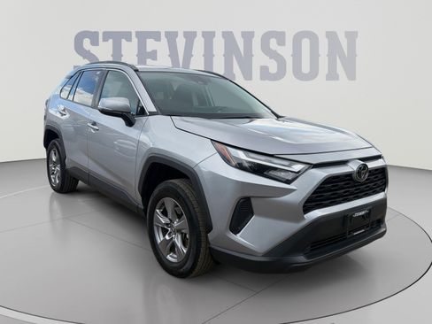 Used 2023 Toyota RAV4 XLE AWD/4WD image 7