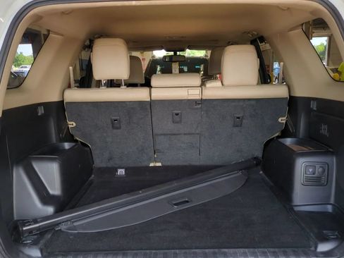 Used 2016 Toyota 4Runner Limited AWD/4WD image 8