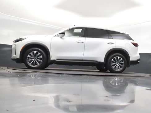 Certified 2026 INFINITI QX60 Pure w/ Cargo Package FWD image 40