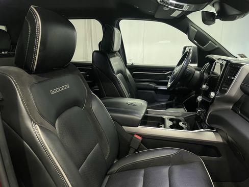 Used 2021 RAM 1500 Laramie w/ Sport Appearance Package image 16
