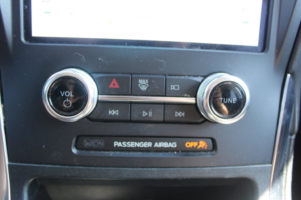 Used 2022 Ford Edge Titanium AWD/4WD image 30