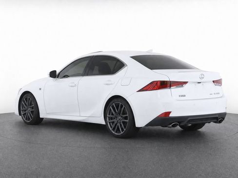 Used 2018 Lexus IS 300 AWD image 4