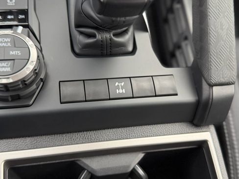 New 2025 Toyota Tacoma TRD Off-Road image 19