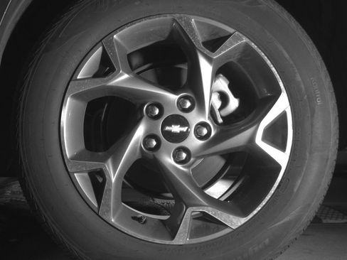 Used 2025 Chevrolet Trax LT FWD image 14