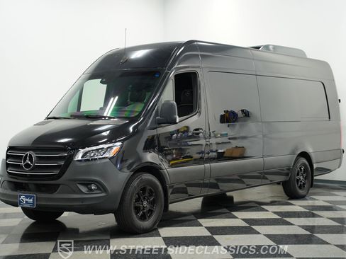 Used 2022 Mercedes-Benz Sprinter 2500 image 6