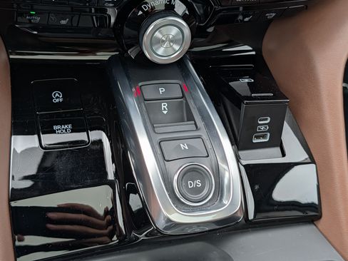 Used 2023 Acura MDX SH-AWD w/ Technology Package image 24