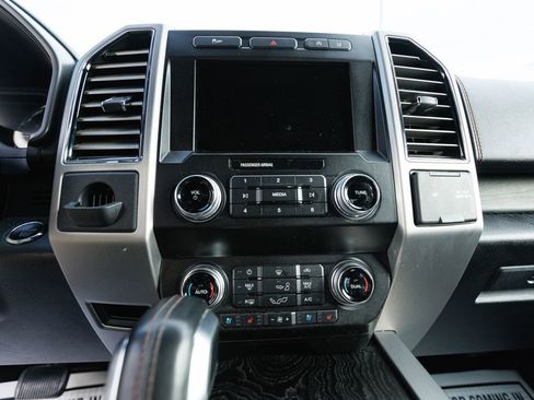 Certified 2020 Ford F150 Platinum image 21