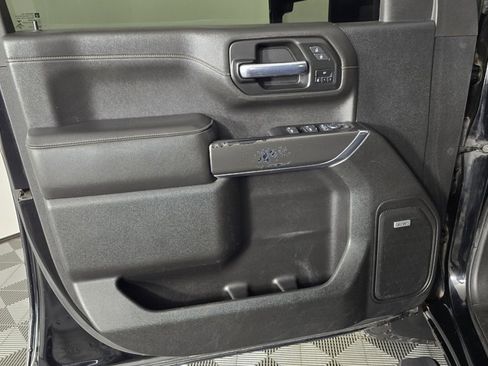 Used 2020 GMC Sierra 2500 AT4 w/ AT4 Premium Package image 17