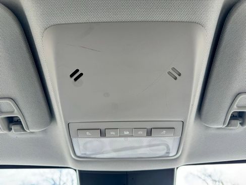 Used 2020 Chevrolet Trax LT w/ Driver Confidence Package image 23